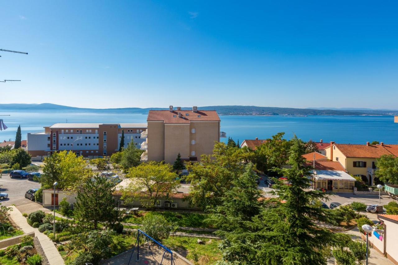 Apolic Apartment Crikvenica Exterior foto